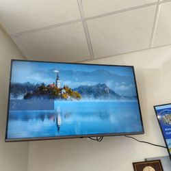 4K 40 Inch LG TV