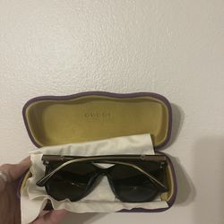 Womens Gucci glasses 