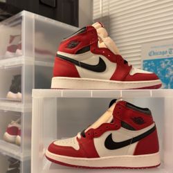 Air Jordan 1 Retro High OG "Chicago" 
