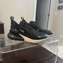 Nike Air 270 Size 5Y