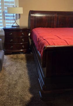 Queen bed