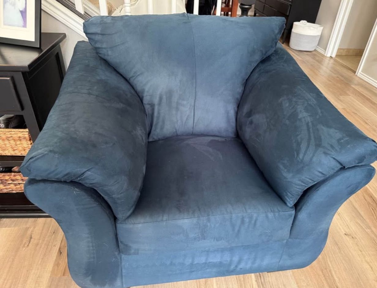 Ashley Plush Oversized Chair