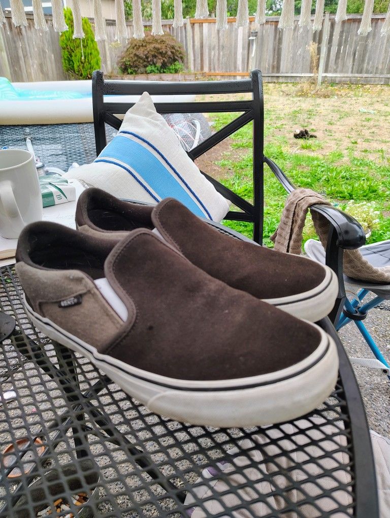 Men's Size 9 New Van's