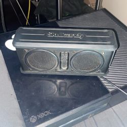 Skallcandy BlueTooth Speaker 