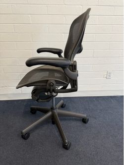 Herman Miller Aeron Chair