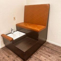 Pedicure Nail Chair Bench Station Good Condition