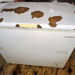 Deep freezer ugly but works great chest horizontal fridge food storage refrigerator