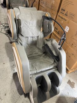 Luxury Full Body Massage Chair with Foot & Leg Massager, Heat, Screen & Remote