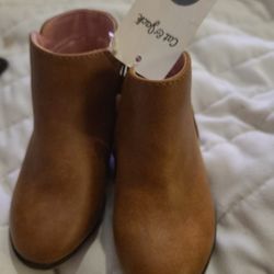 Cat and Jack Side Zip Cognac Kid Booties