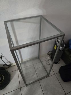Glass/metal Shelf