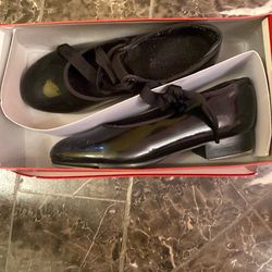 Girls tap shoes 6.5