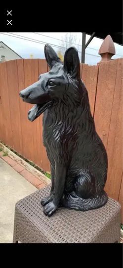 3 foot tall German shepherd statue