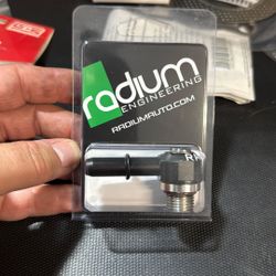 Radium 90 Degree Fuel Line Fitting. 