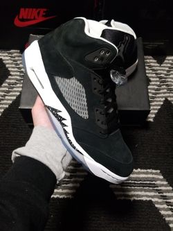 DS NIKE AIR JORDAN 5 OREO 2013 SIZE 9.5