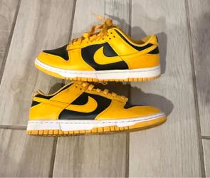 Nike Dunks Golden Rod