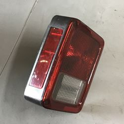 07-18 Jeep Wrangler Left Side Driver Seat Tail Lights