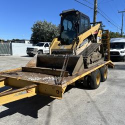 Bobcat Y Excavadora