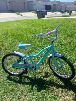 Schwinn Elm 20-Inch Kids’ Bike – Turquoise Blue