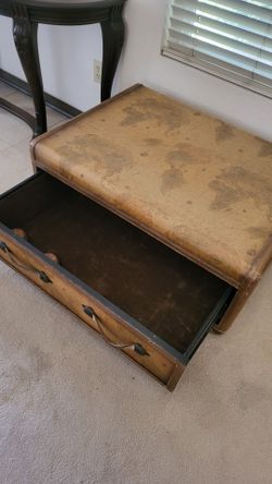 One drawer chest