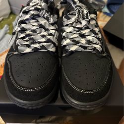 Travis Scott Jordan 1 low phantom