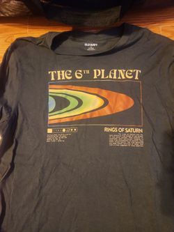 Old Navy T-Shirt