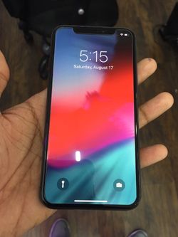 iPhone X 64GB Factory Unlocked Excellent Condition With Free Charger