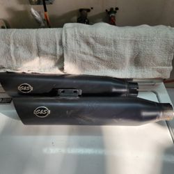 Slip On Mufflers  4 Harleys 