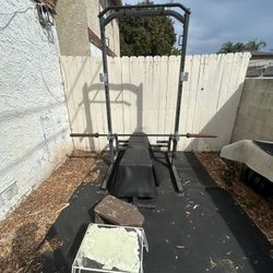 Smith Machine With Bench 