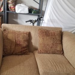 2 Couch’s And Chair Set 