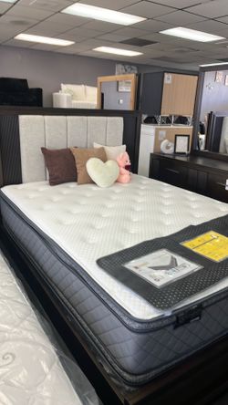 Bedroom set queen 4 Pc Special Price $999