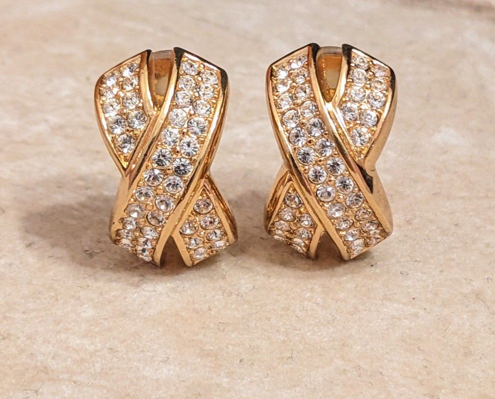 ✨ VINTAGE DIOR Rhinestone Earrings 💎