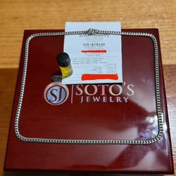 24Inch 10Kt White Gold Cuban Link Necklace