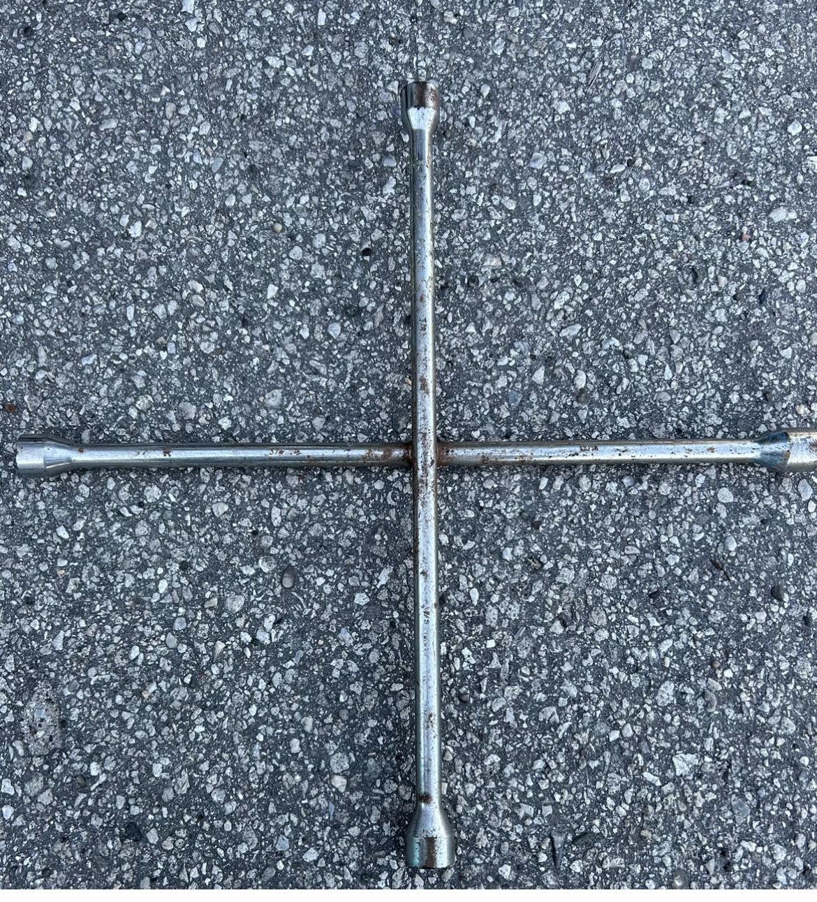 4 Way Tire Iron