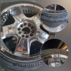 Chrome 5-Spoke Wheel with Dunlop Wintertrac Tire 225/40ZR18