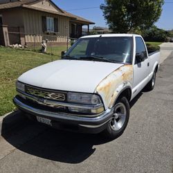 2002 Chevrolet S-10
