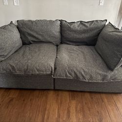 Kova Pillow Couch