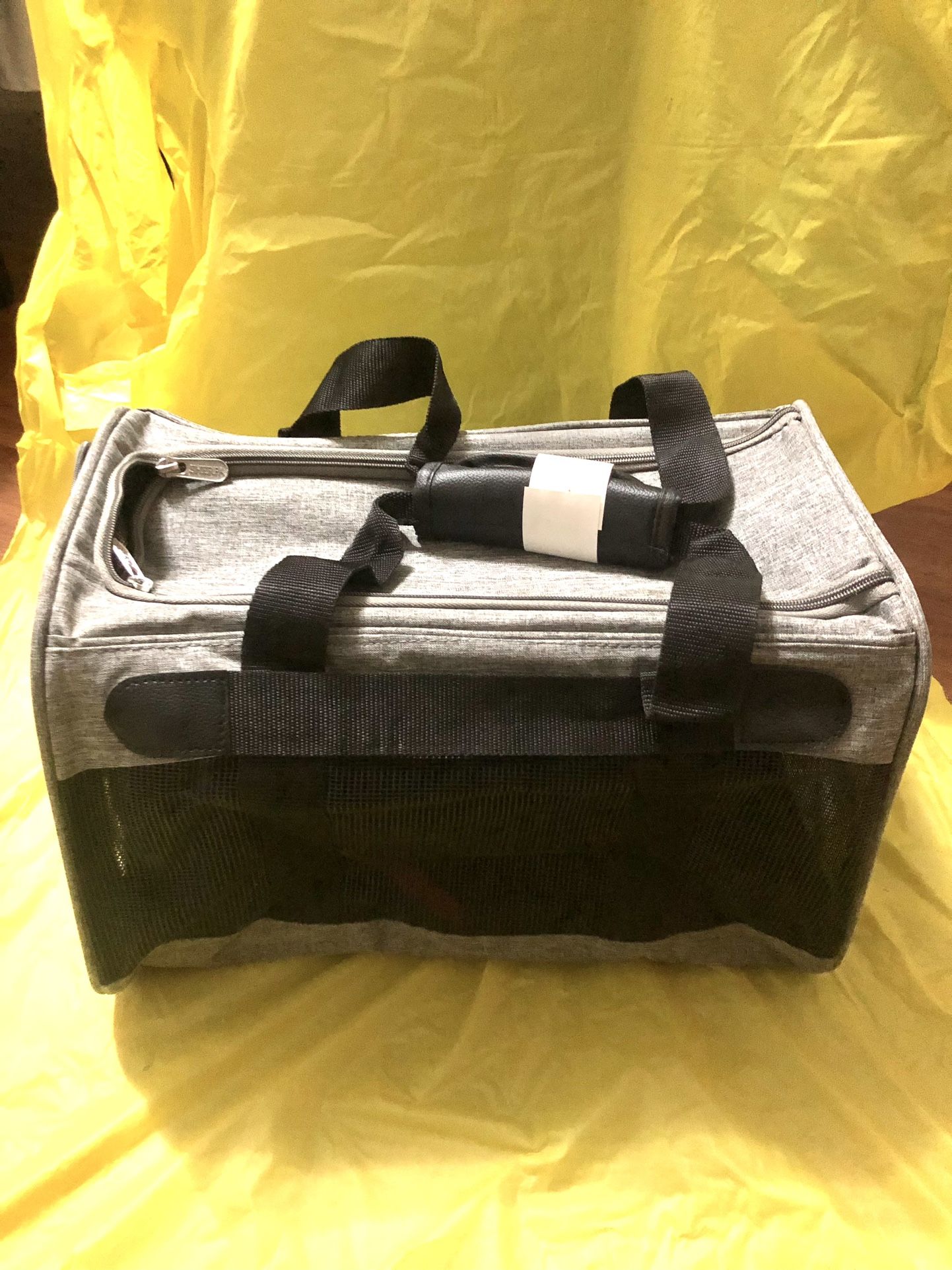 Pets Medium Carrier Up To 16 Pounds
