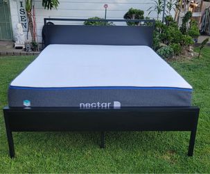 Queen size bed