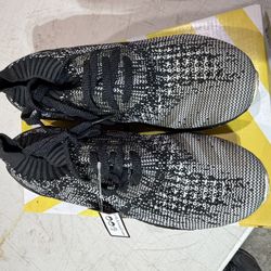 Adidas Ultraboost Uncaged Size 9.5