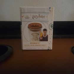 HARRY POTTER HOGWARTS MAGICAL COLOR CHANGING CANDLE