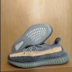 Adidas Yeezy Boost 350 V2 Ash Blue GY7657 Size 13.5 Brand New 
