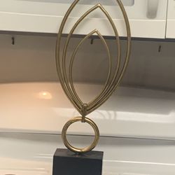 Decorate it wine glasses decor