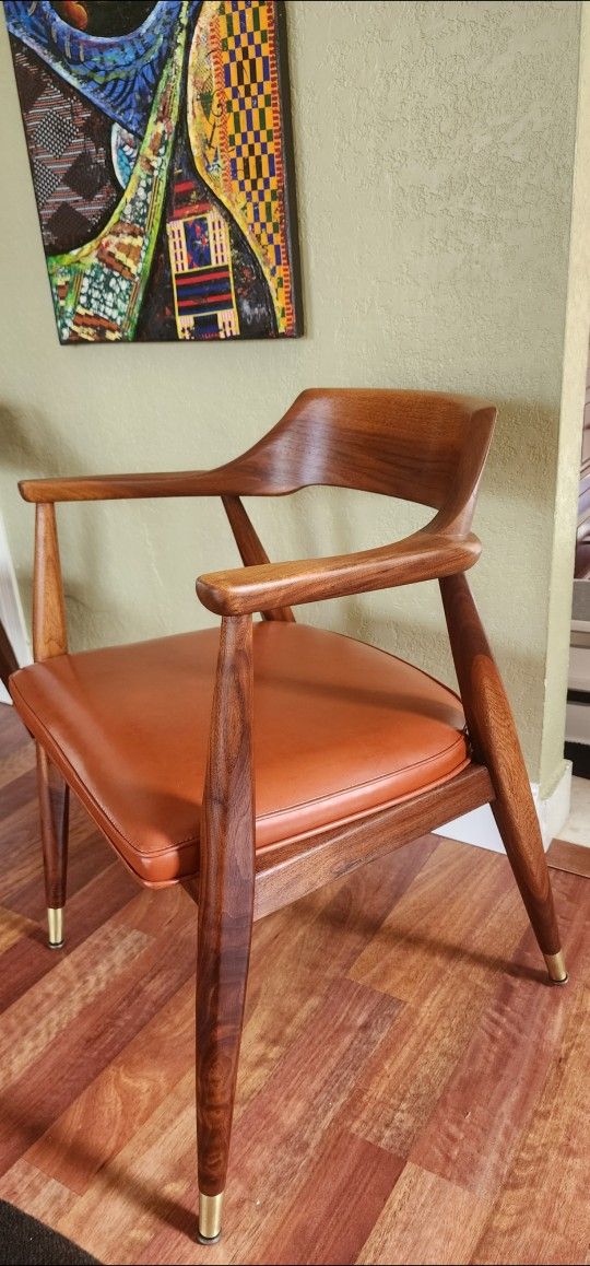 Mid-Century Modern Walunt Jasper Chairs