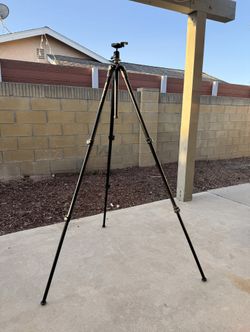 Manfrotto 290 Xtra Tripod w/ 484RC2 Ball Head – Excellent Condition