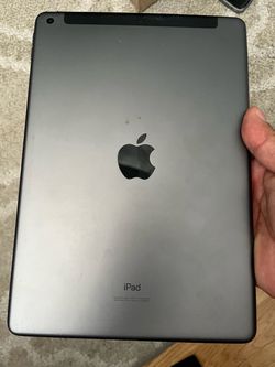 iPad 7th gen. For parts or repair. Read description