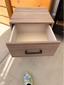 Office night stand