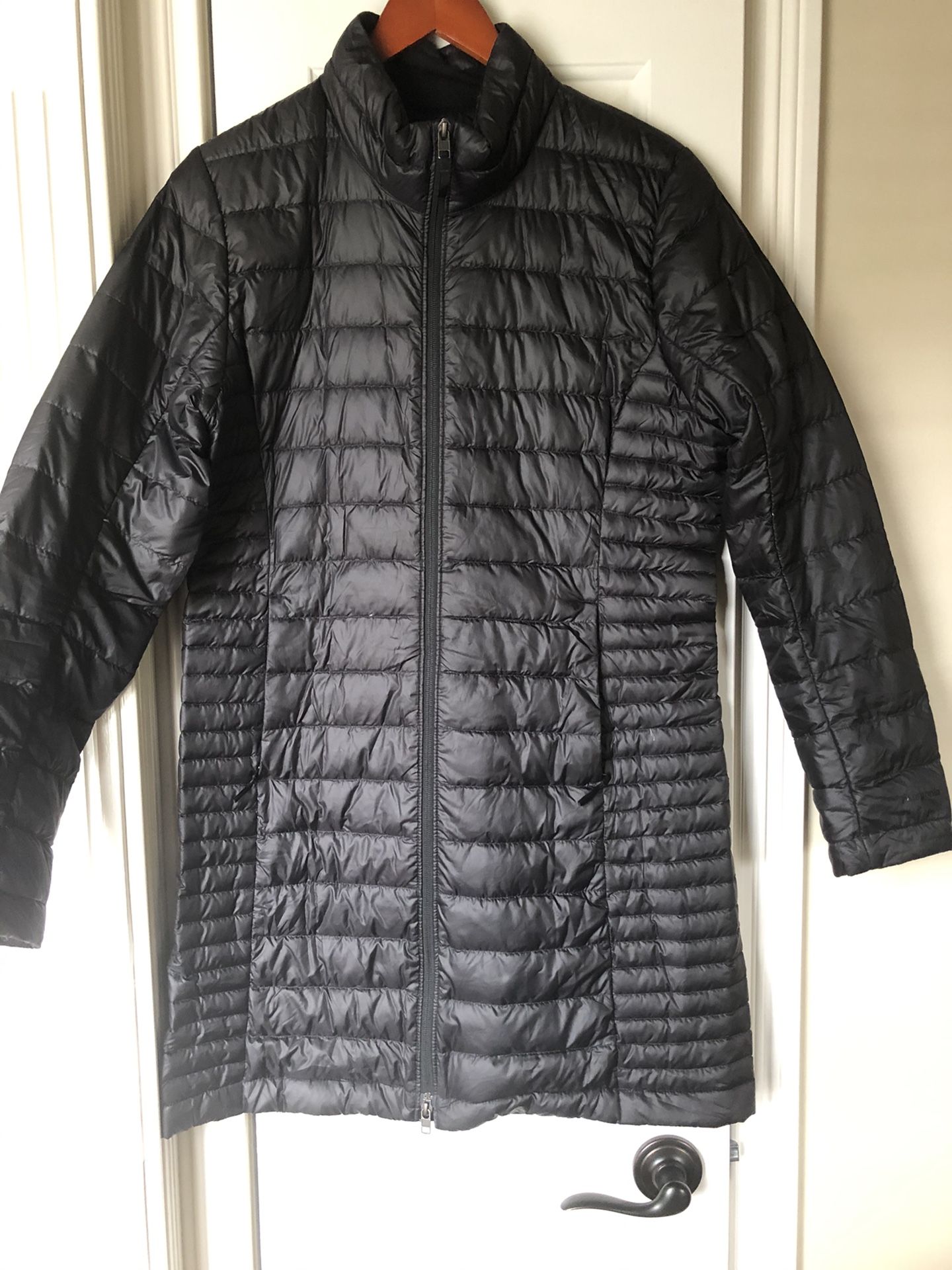 Patagonia Fiona Parka - NWOT! Women’s Medium.