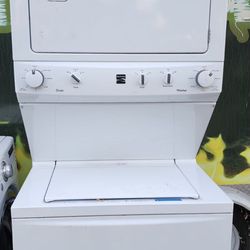 Stacked Washer And Dryer (Read Description)