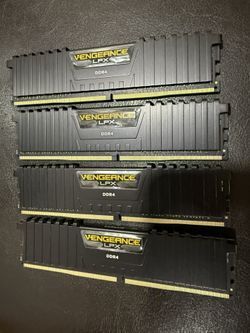DDR4 Corsair Vengeance LPX Ram