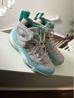 Women’s Jordan’s